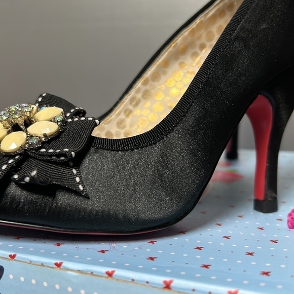 Poetic Licence heel dazzling black size 7.5 new in box satin fabric with glam - Picture 13 of 13